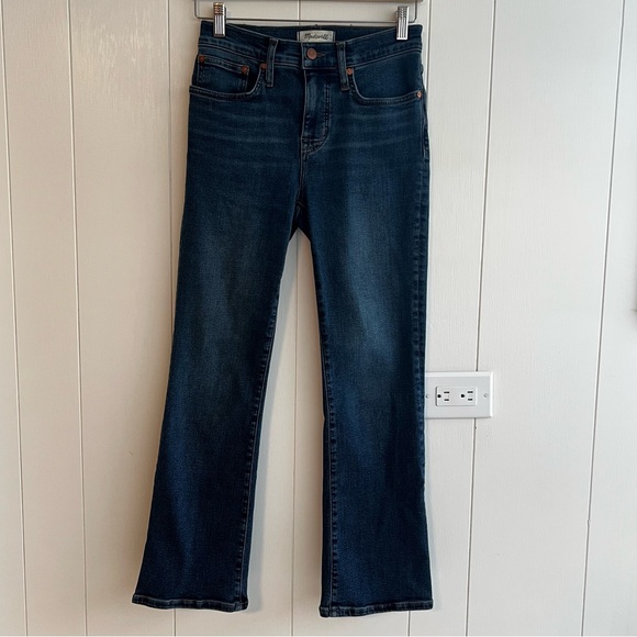 Madewell Denim - Madewell Mid Rise Kick Out Jeans Medium Blue Wash Size 26 Contemporary Capsule